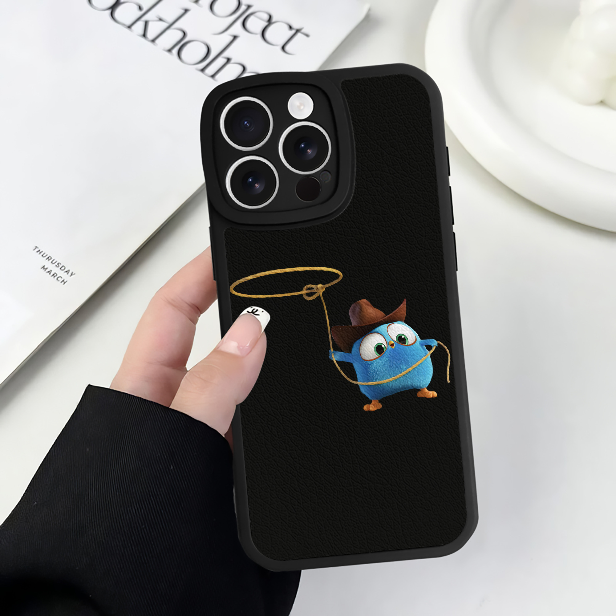（画像用） Angry Birds アングリーバード 【iPhone 16シリーズ対応】シリコンスマホケース（レザー調） 材質：シリコン